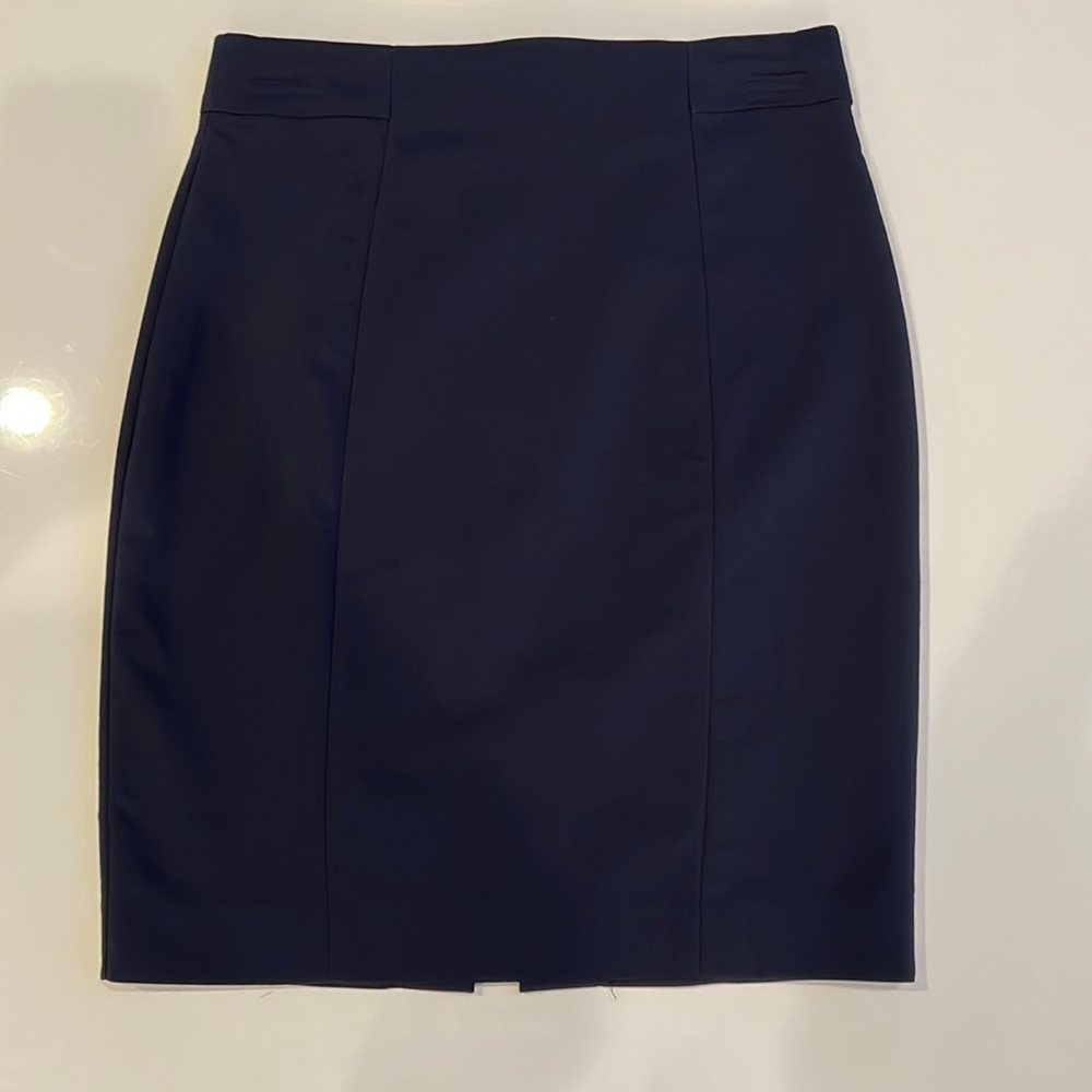 Gorgeous Navy pencil Skirt H&M, lined